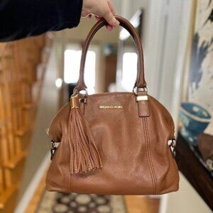 ✨ MICHAEL Michael Kors Semi-Structured Satchel ✨